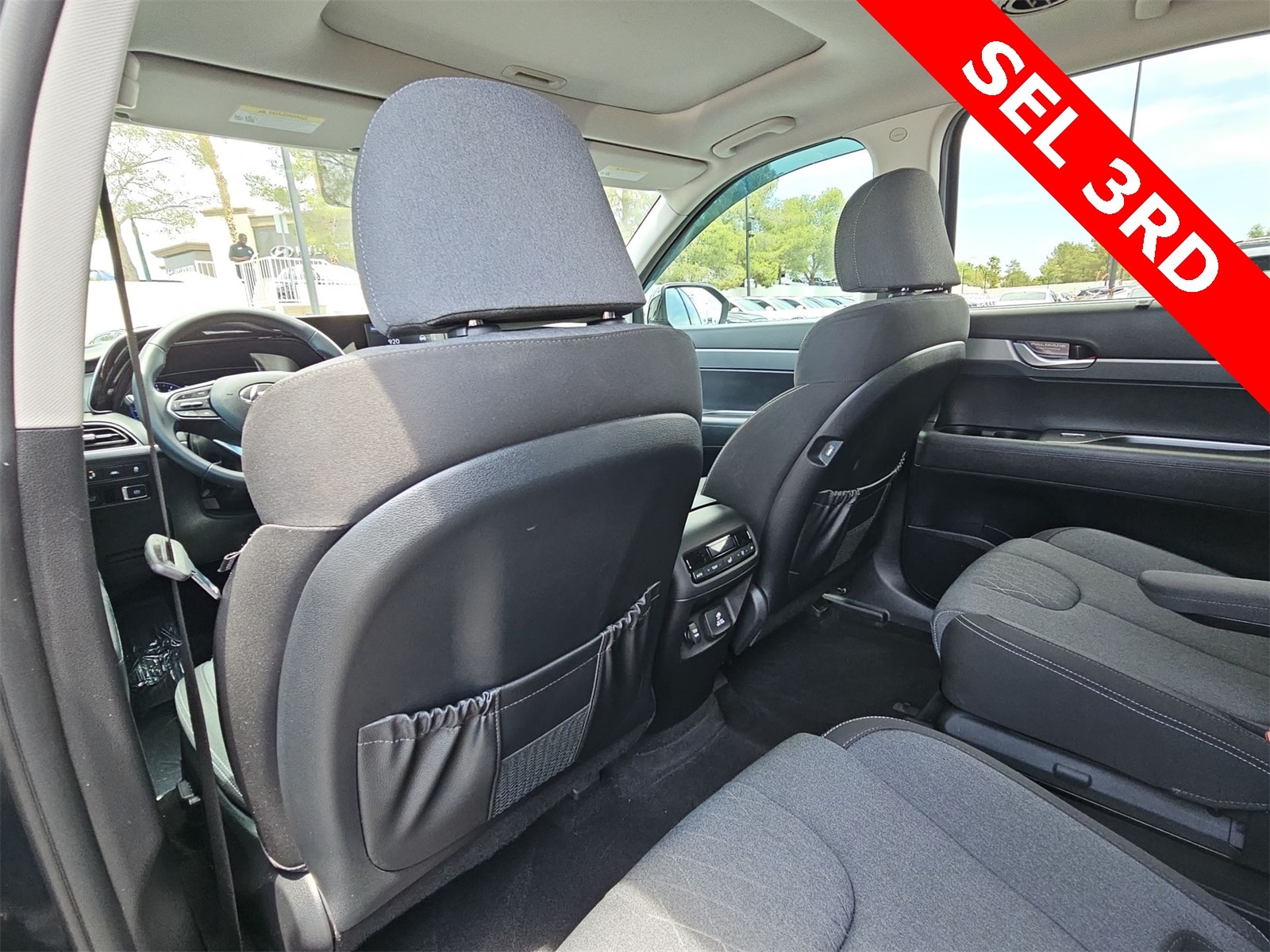 Thumbnail: 2022 Hyundai Palisade - 16