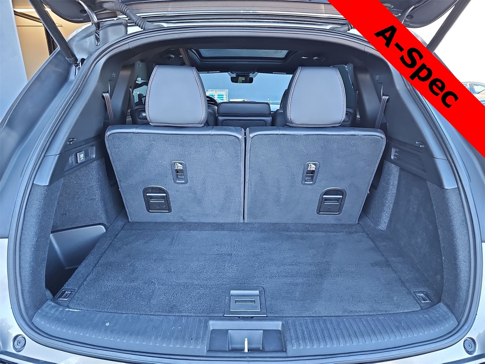 Thumbnail: 2022 Acura MDX - 22