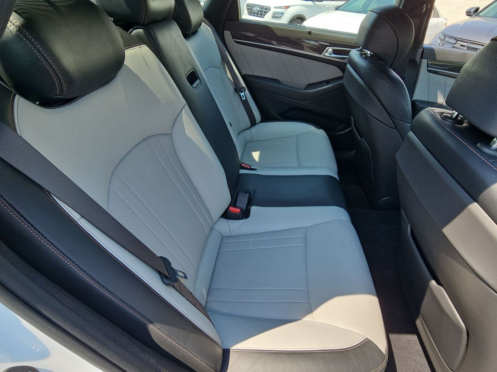 Thumbnail: 2018 Genesis G80 - 18