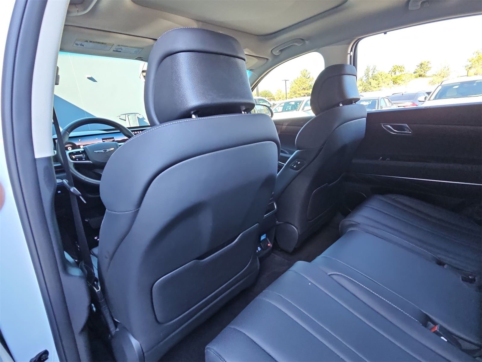 Thumbnail: 2025 Genesis GV80 - 16