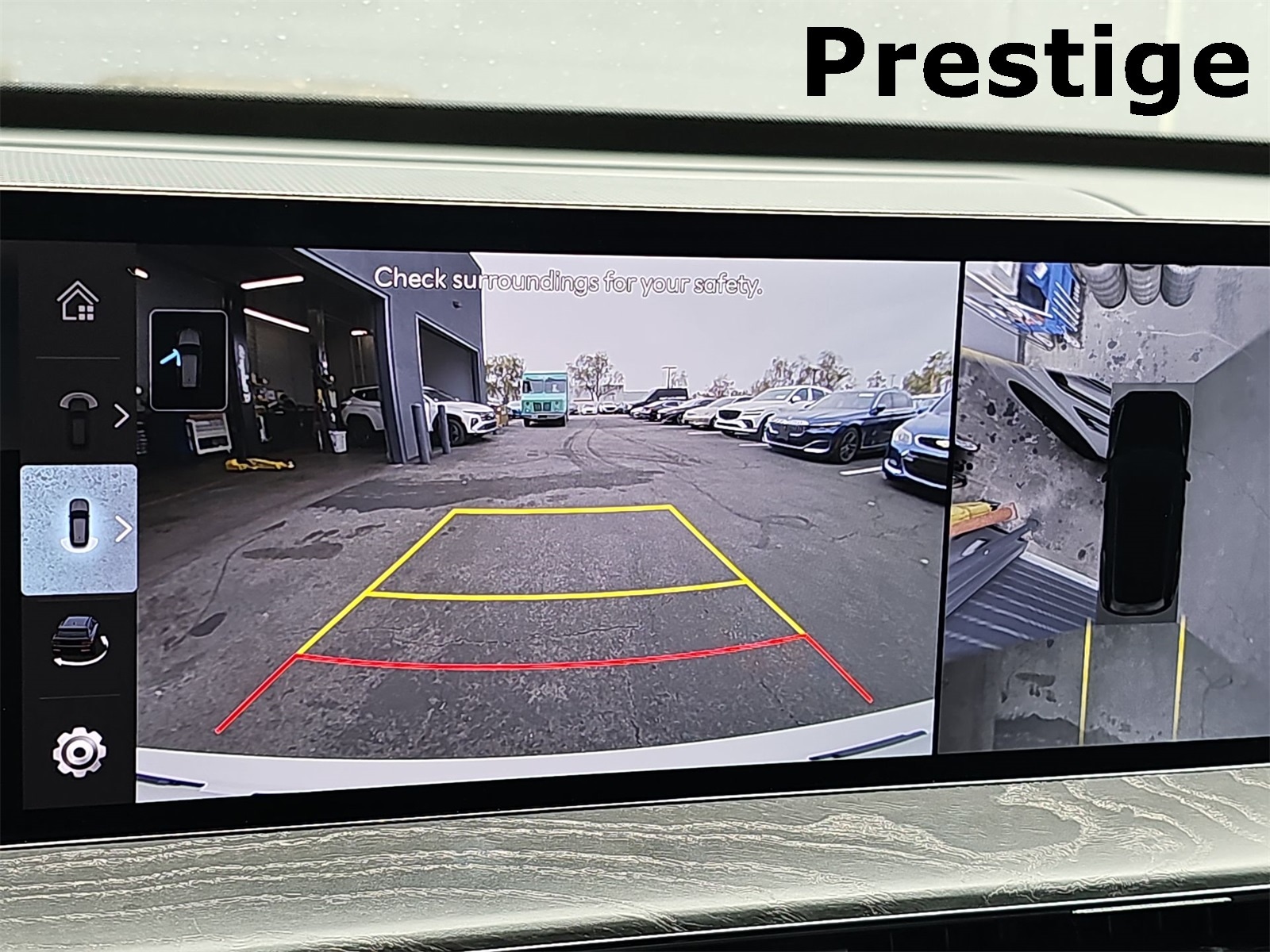 Thumbnail: 2026 Genesis GV80 - 26