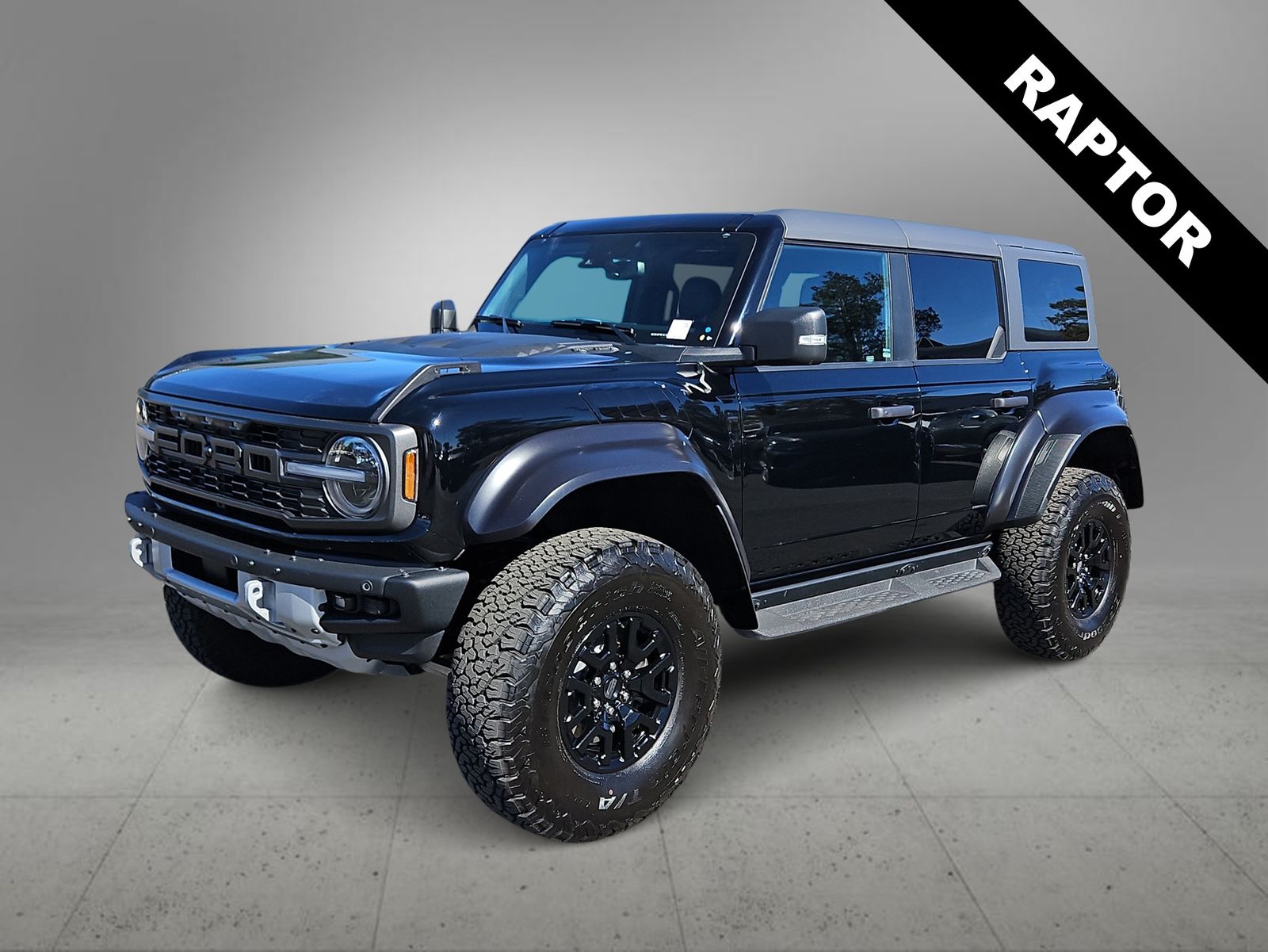 Thumbnail: 2024 Ford Bronco - 4