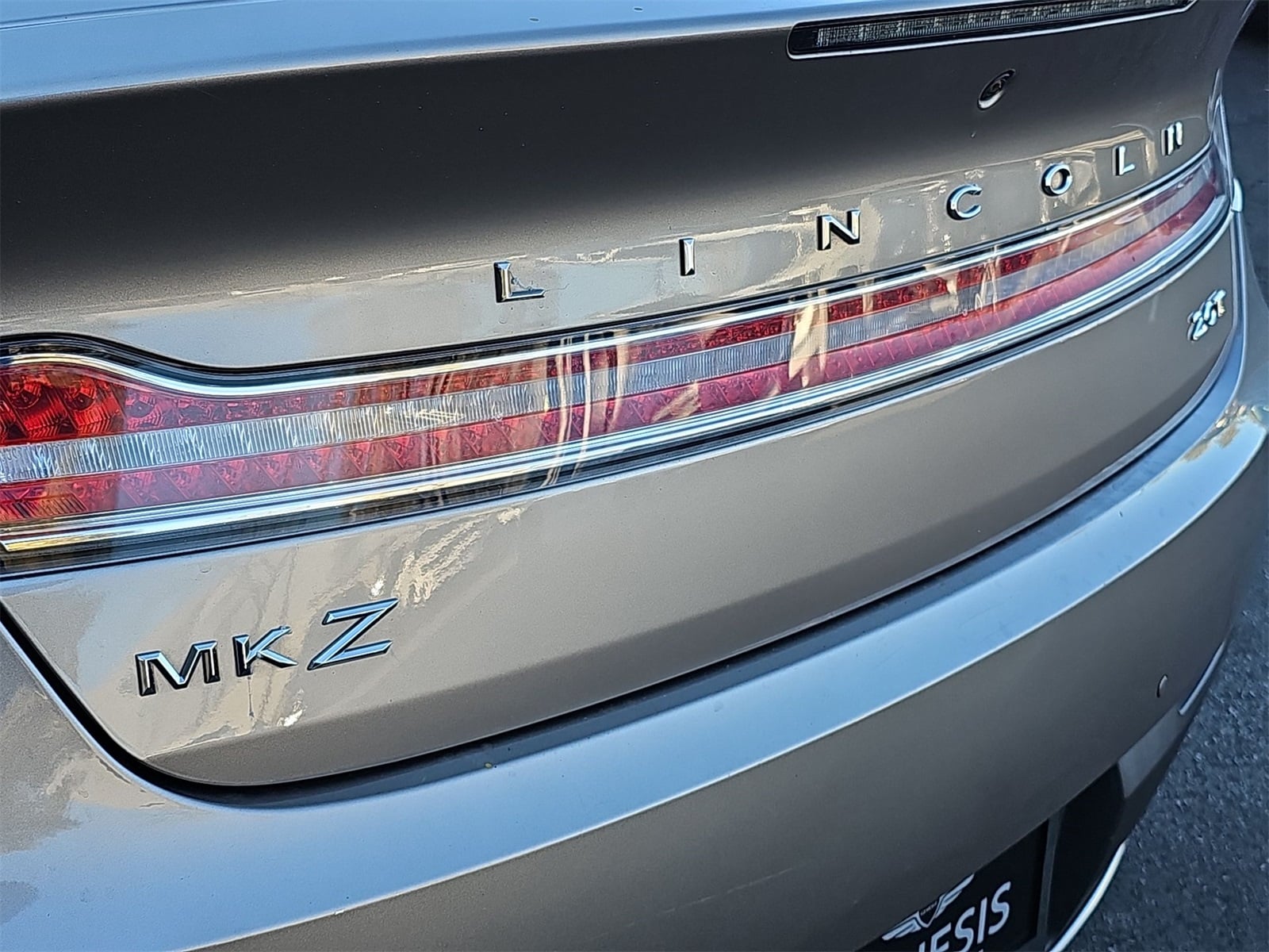 Thumbnail: 2018 Lincoln MKZ - 11