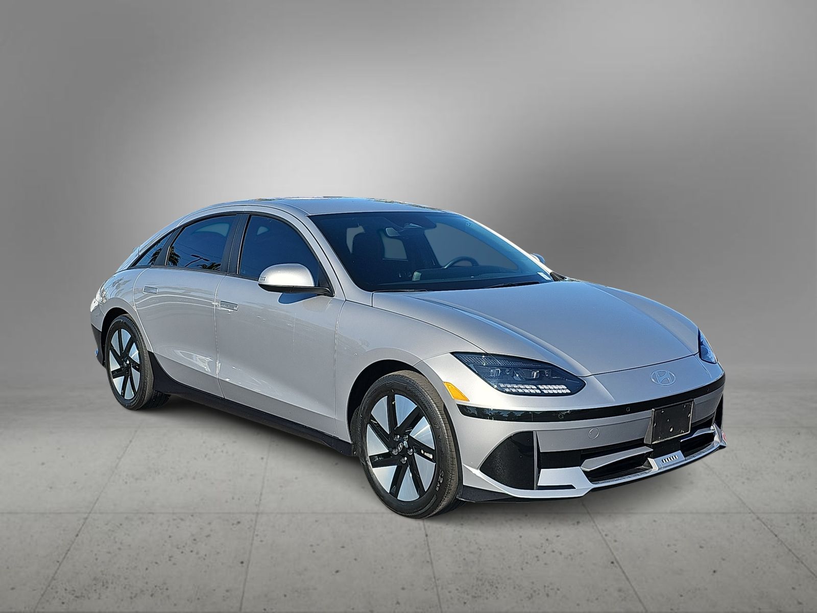 Used 2024 Hyundai IONIQ 6 SE with VIN KMHM24AA6RA071734 for sale in Las Vegas, NV
