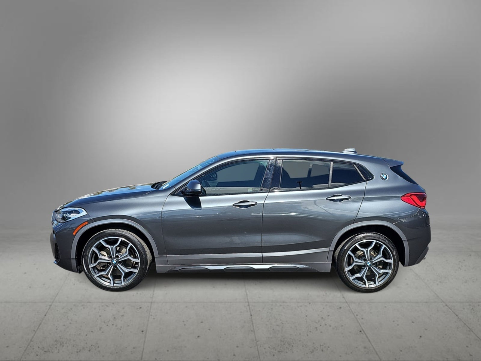 Thumbnail: 2020 BMW X2 - 6