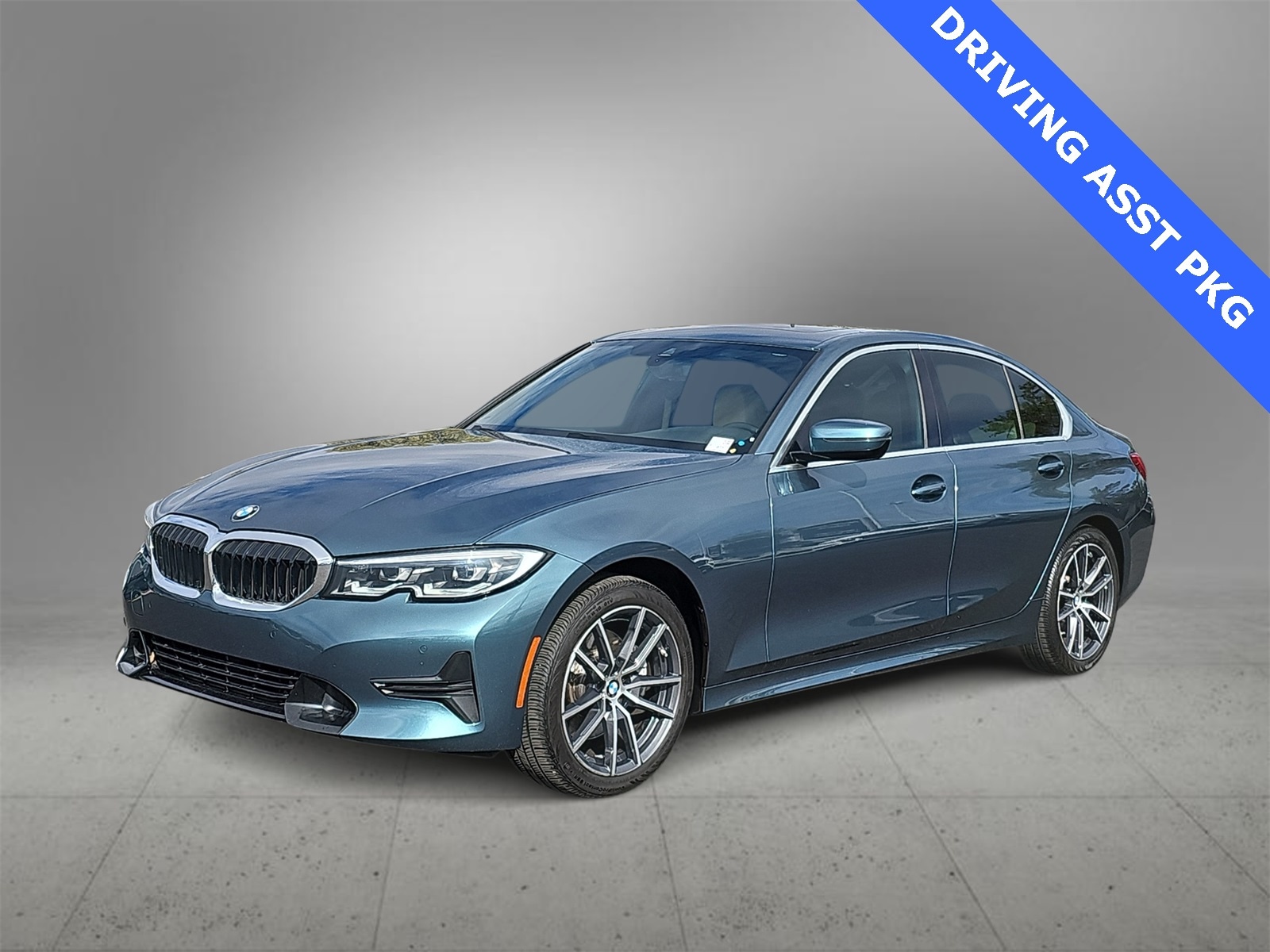 Thumbnail: 2021 BMW 3 Series - 4