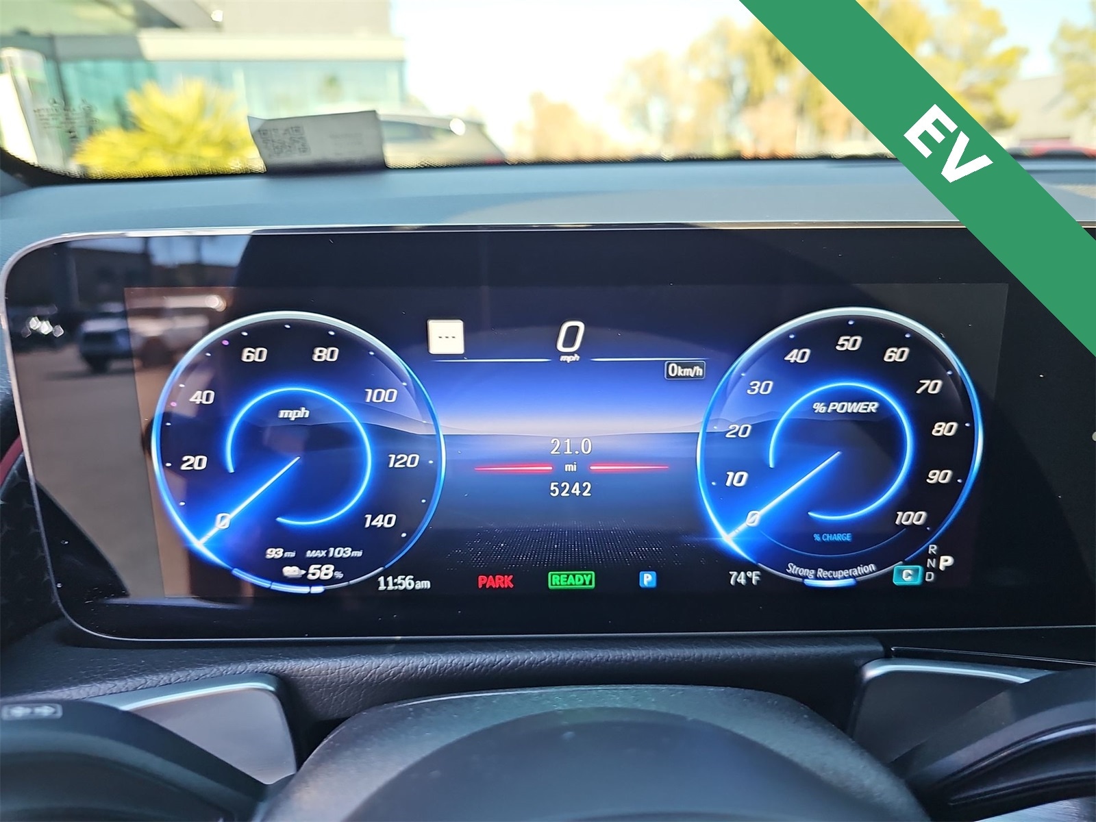 Thumbnail: 2024 Mercedes-Benz EQB - 22