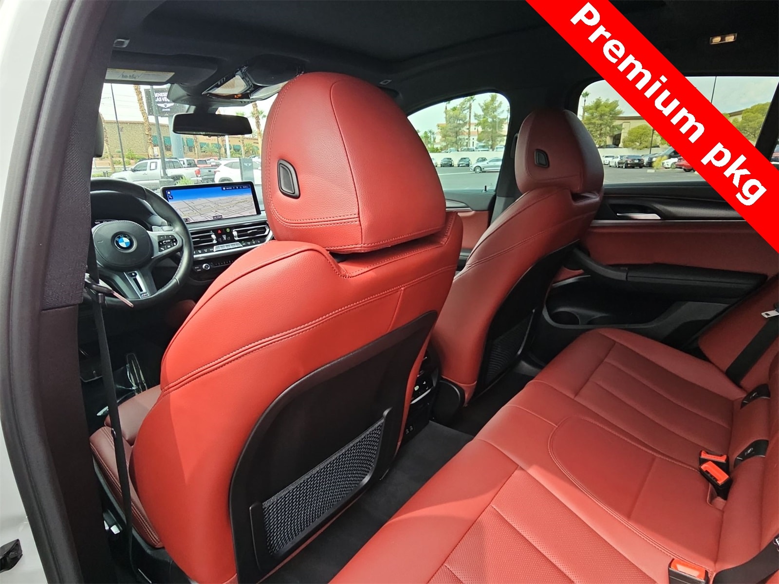 Thumbnail: 2022 BMW X4 - 15