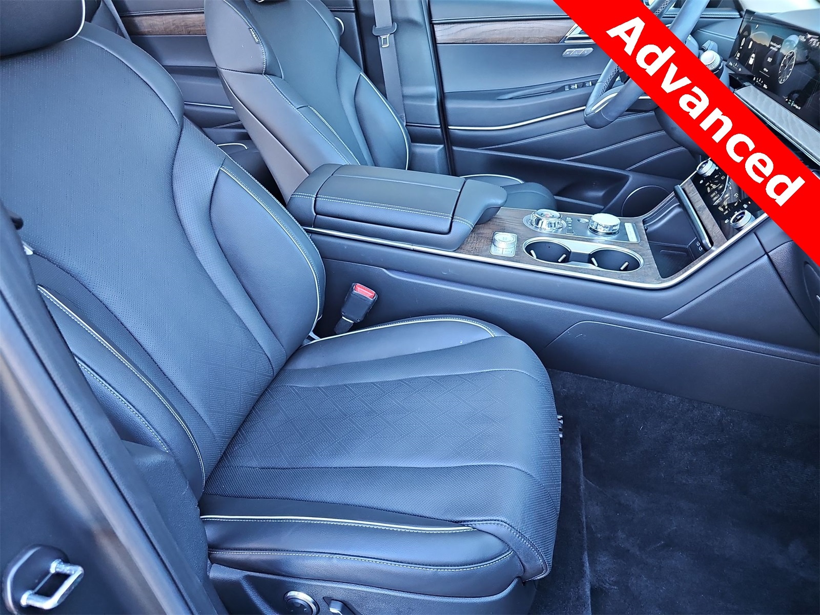 Thumbnail: 2025 Genesis GV80 - 18