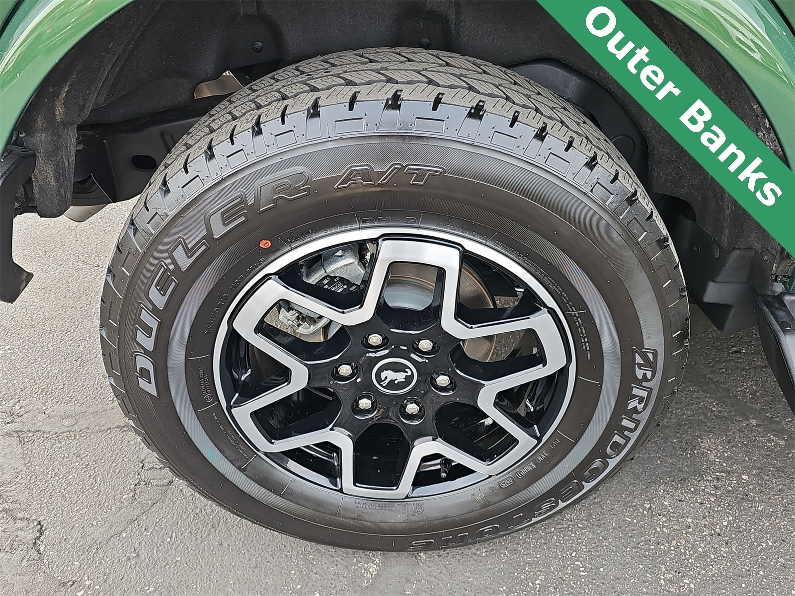 Thumbnail: 2025 Ford Bronco - 12