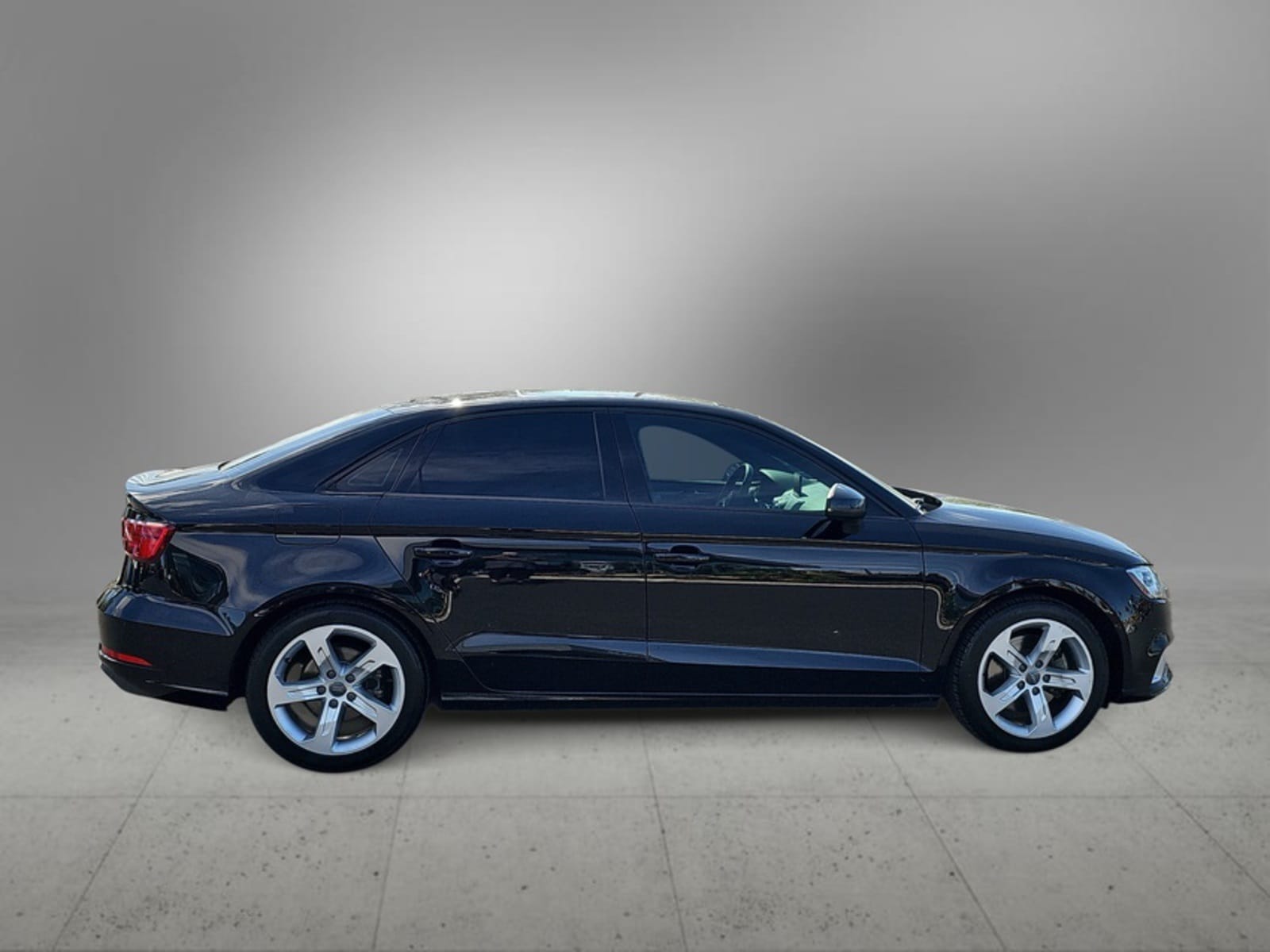 Thumbnail: 2017 Audi A3 - 10