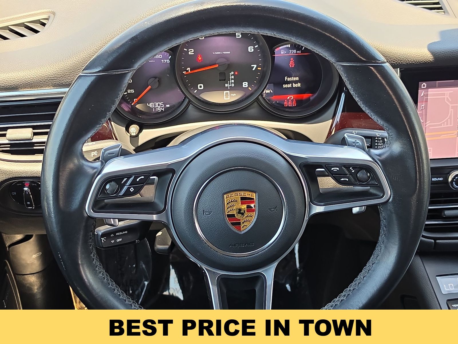 Thumbnail: 2021 Porsche Macan - 18