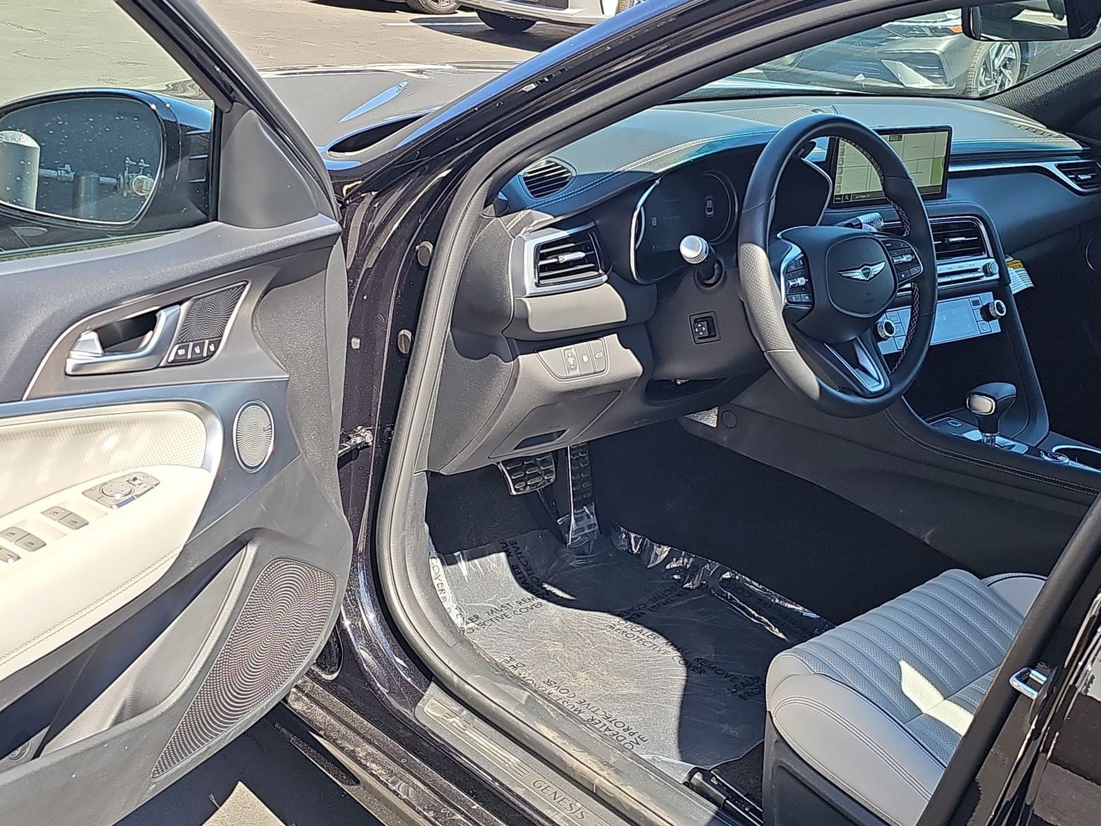 Thumbnail: 2025 Genesis G70 - 11