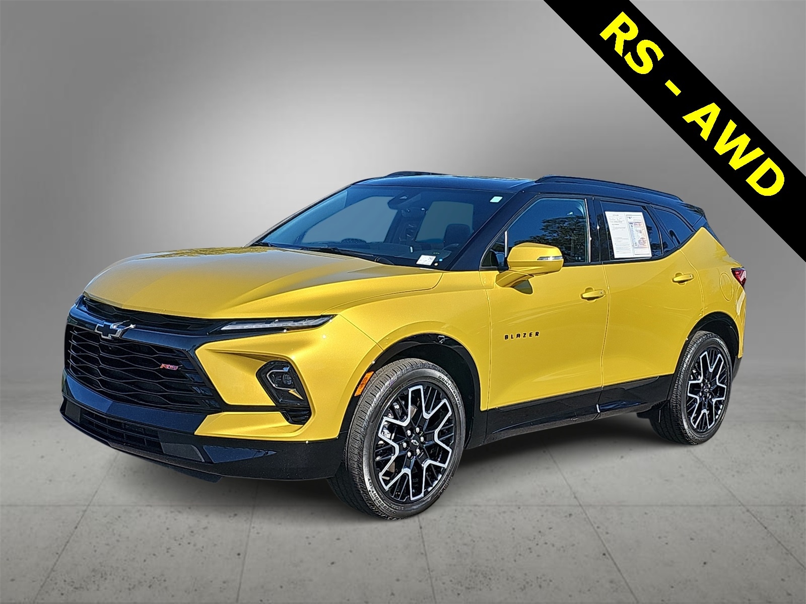 Thumbnail: 2023 Chevrolet Blazer - 4