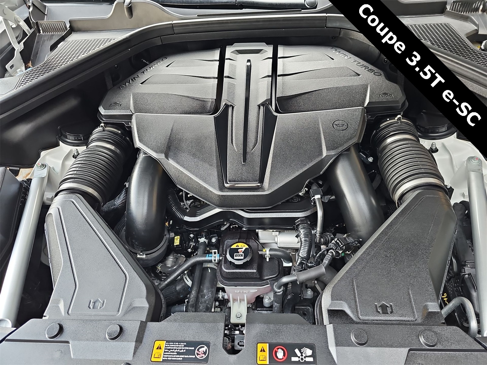 Thumbnail: 2025 Genesis GV80 - 13