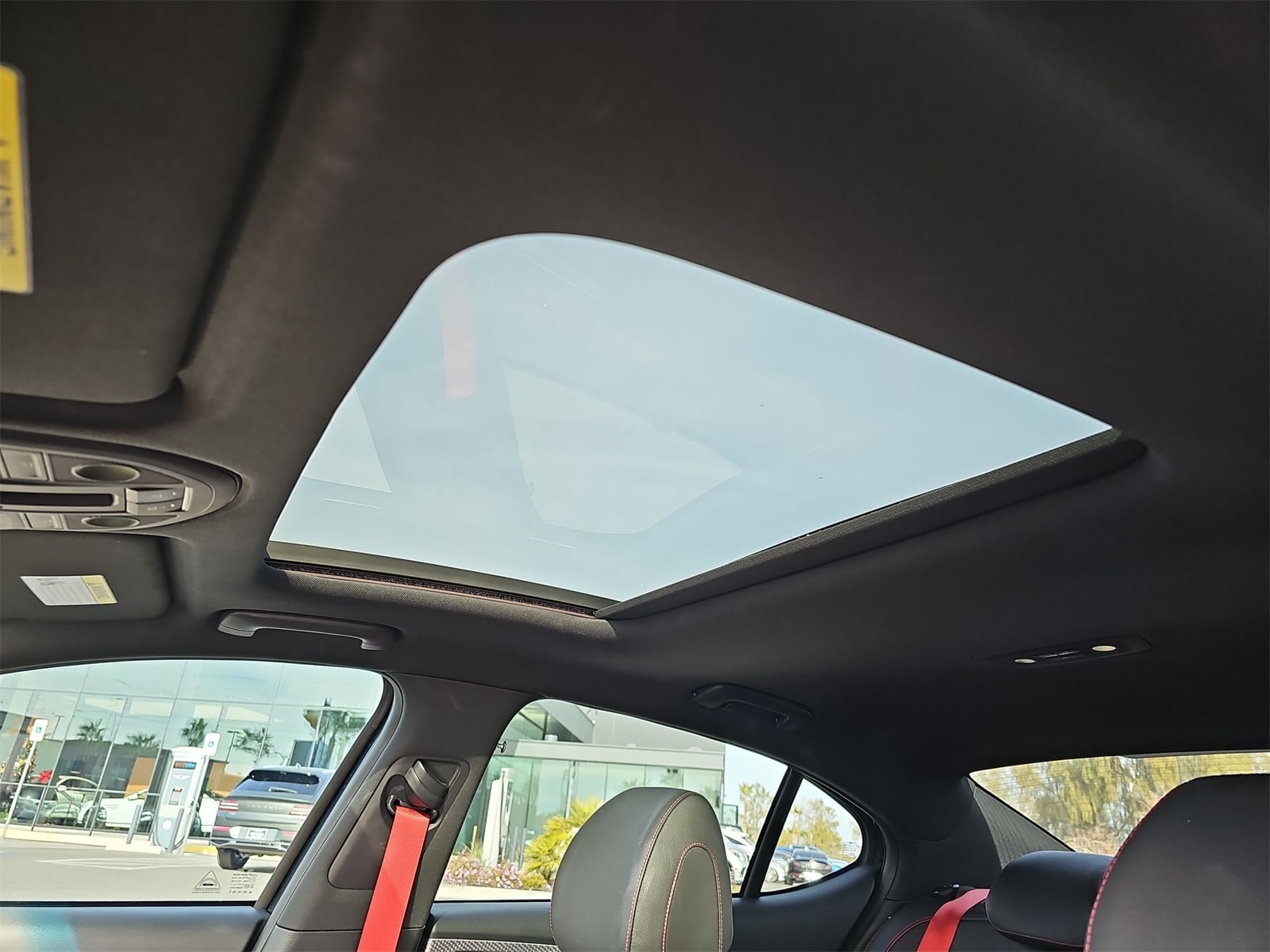 Thumbnail: 2023 Genesis G70 - 29