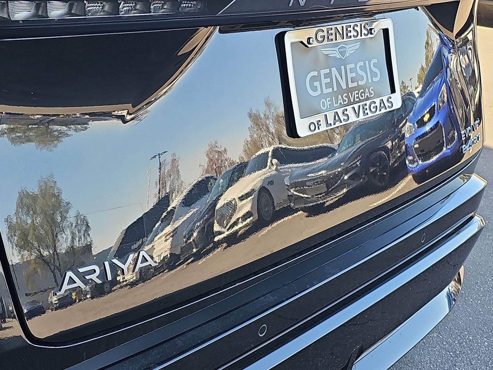 Thumbnail: 2023 Nissan Ariya - 11