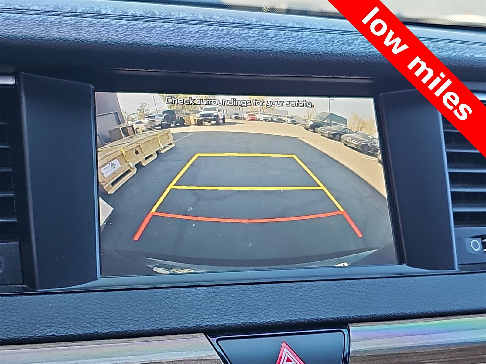 Thumbnail: 2019 Kia Cadenza - 24