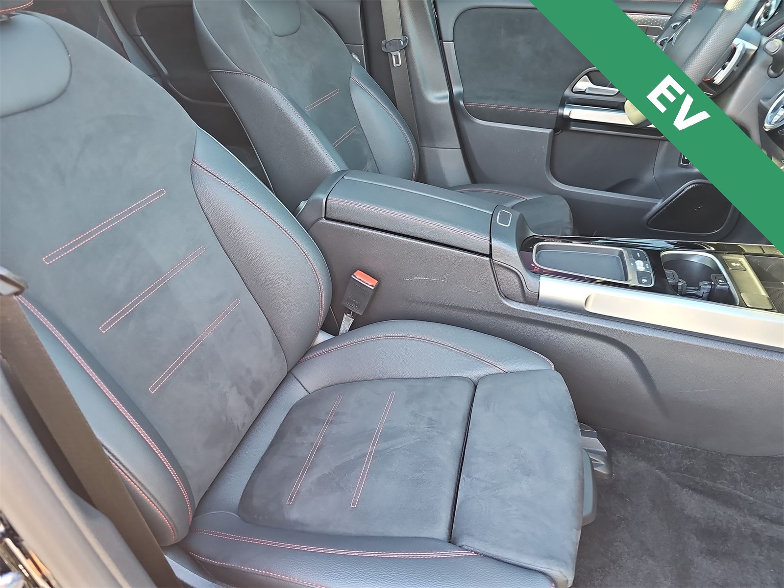 Thumbnail: 2024 Mercedes-Benz EQB - 18