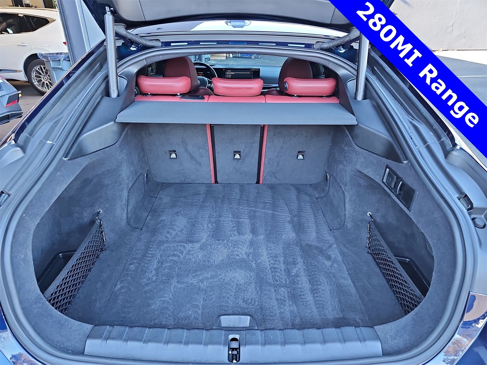 Thumbnail: 2022 BMW i4 - 23