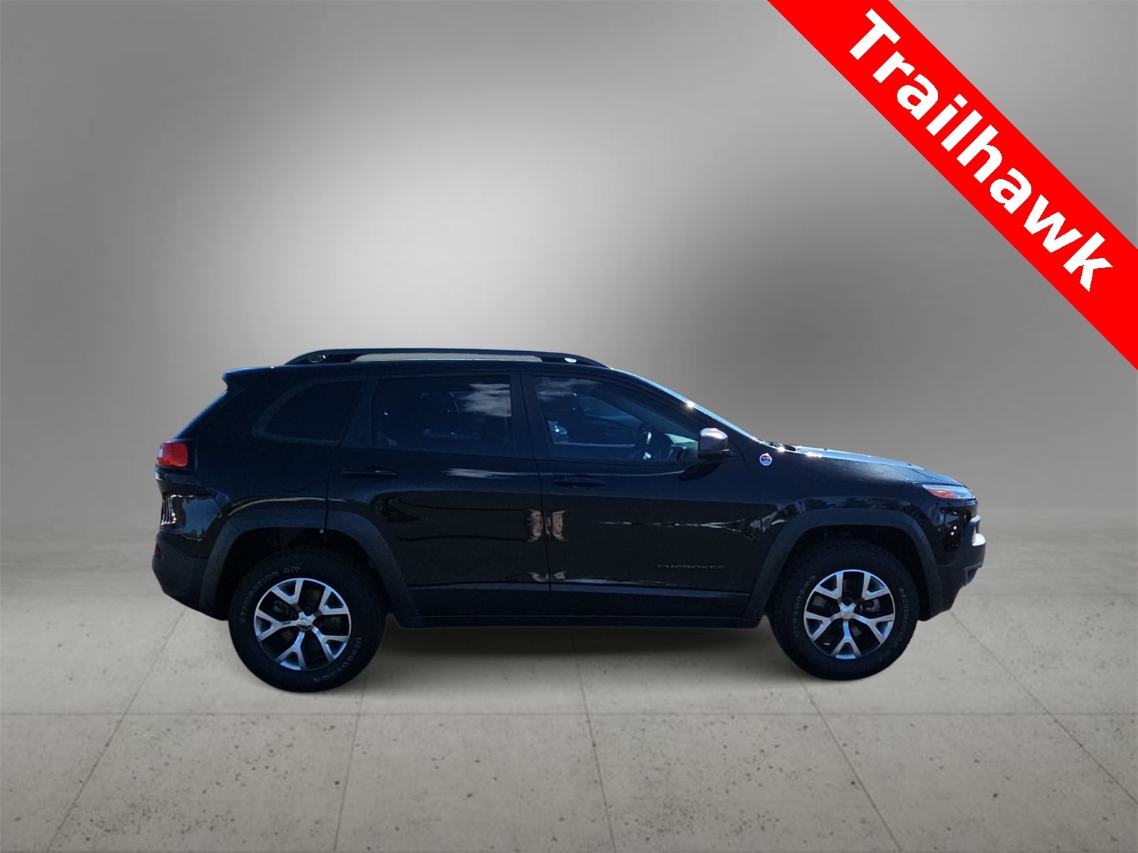 Thumbnail: 2017 Jeep Cherokee - 9