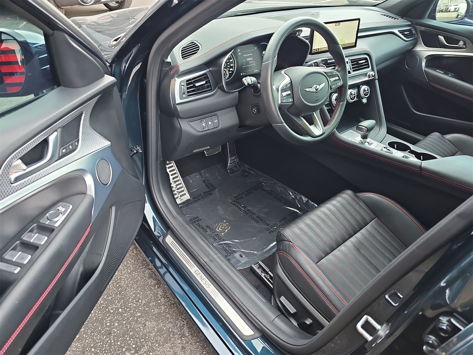 Thumbnail: 2023 Genesis G70 - 10