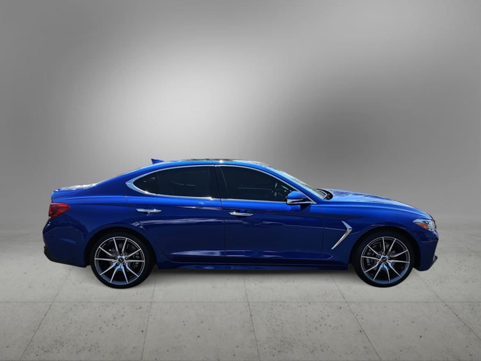 Thumbnail: 2019 Genesis G70 - 10