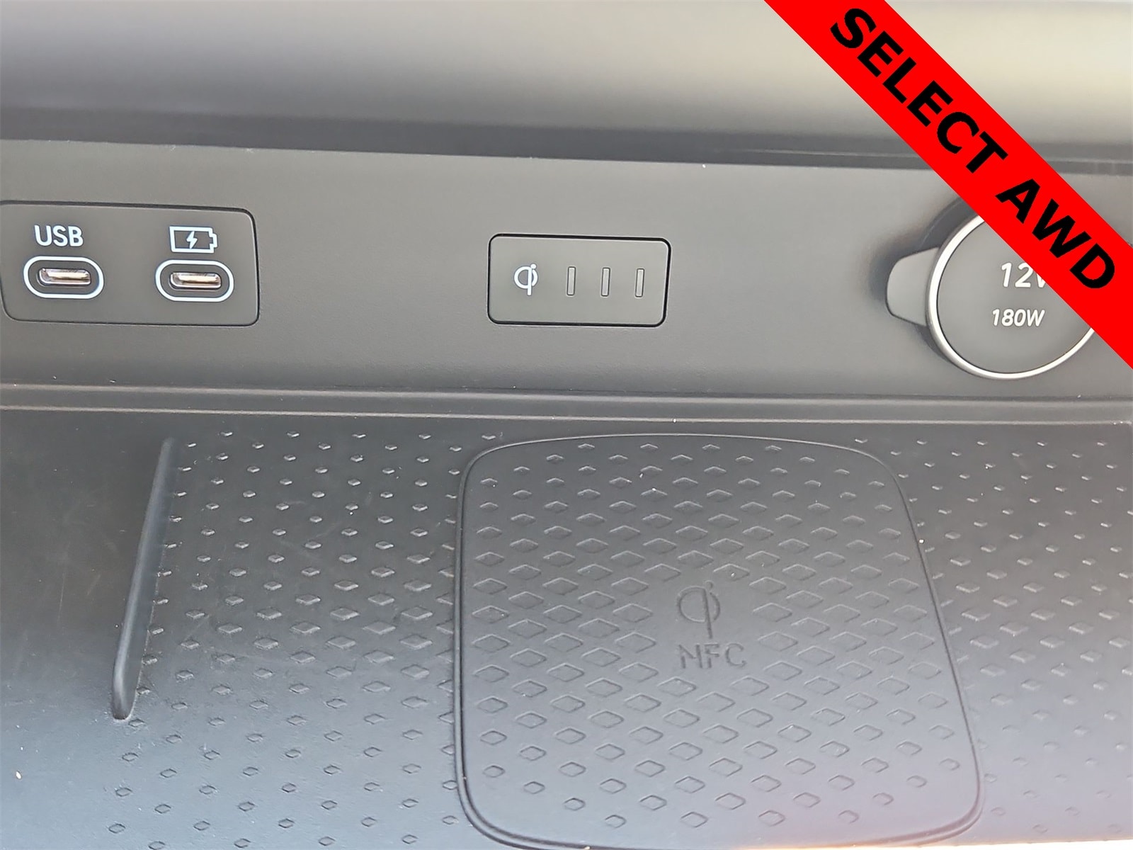 Thumbnail: 2025 Genesis GV80 - 28