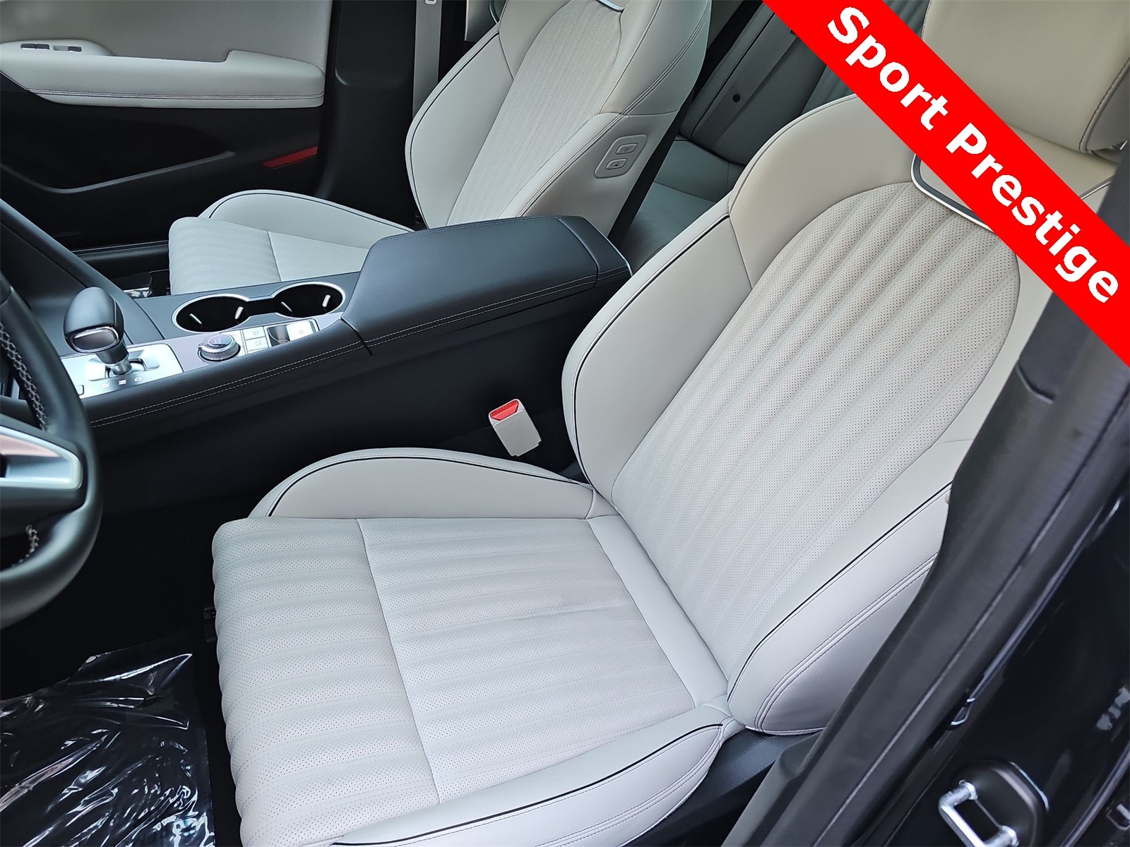 Thumbnail: 2024 Genesis G70 - 15