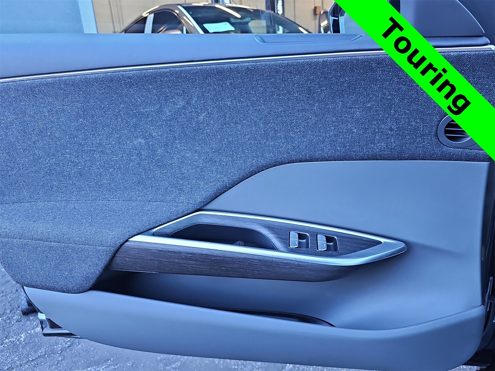 Thumbnail: 2024 Lucid Air - 27