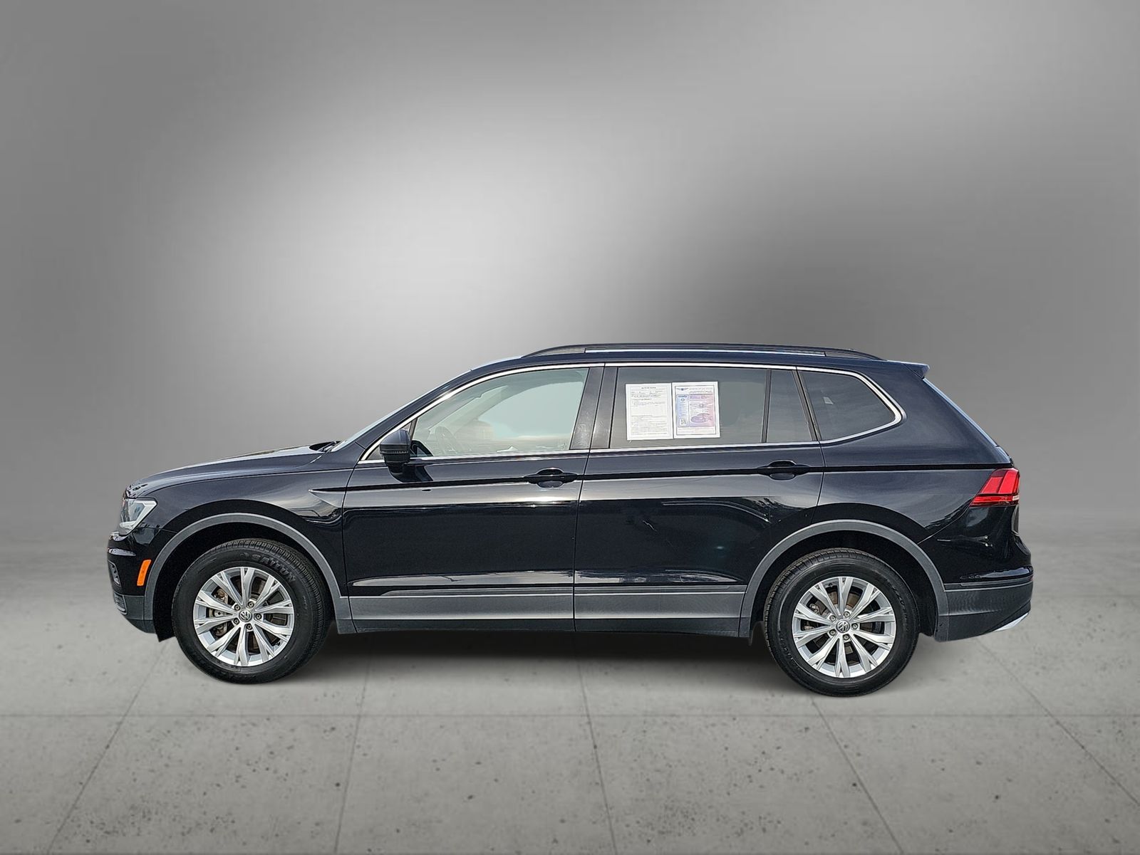 Thumbnail: 2019 Volkswagen Tiguan - 5