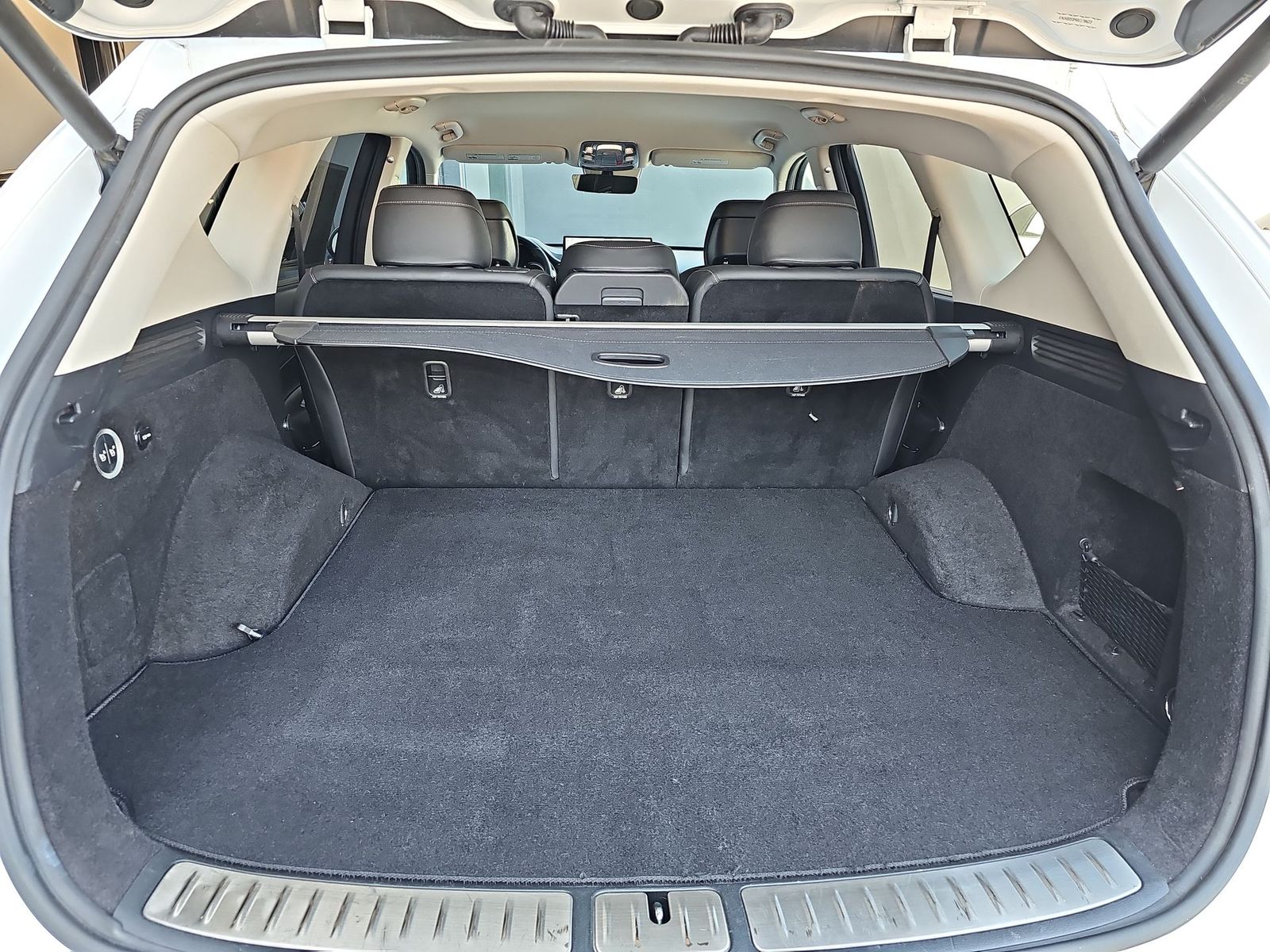 Thumbnail: 2024 Genesis GV80 - 23