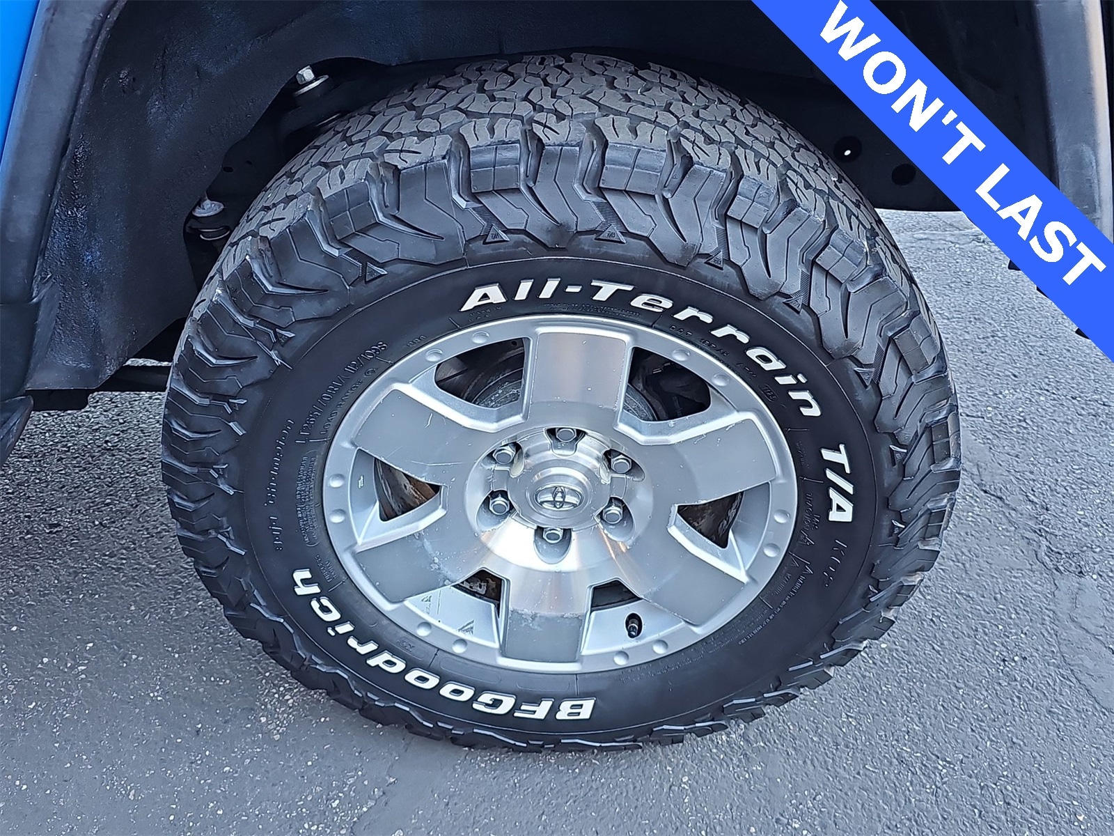 Thumbnail: 2007 Toyota FJ Cruiser - 12