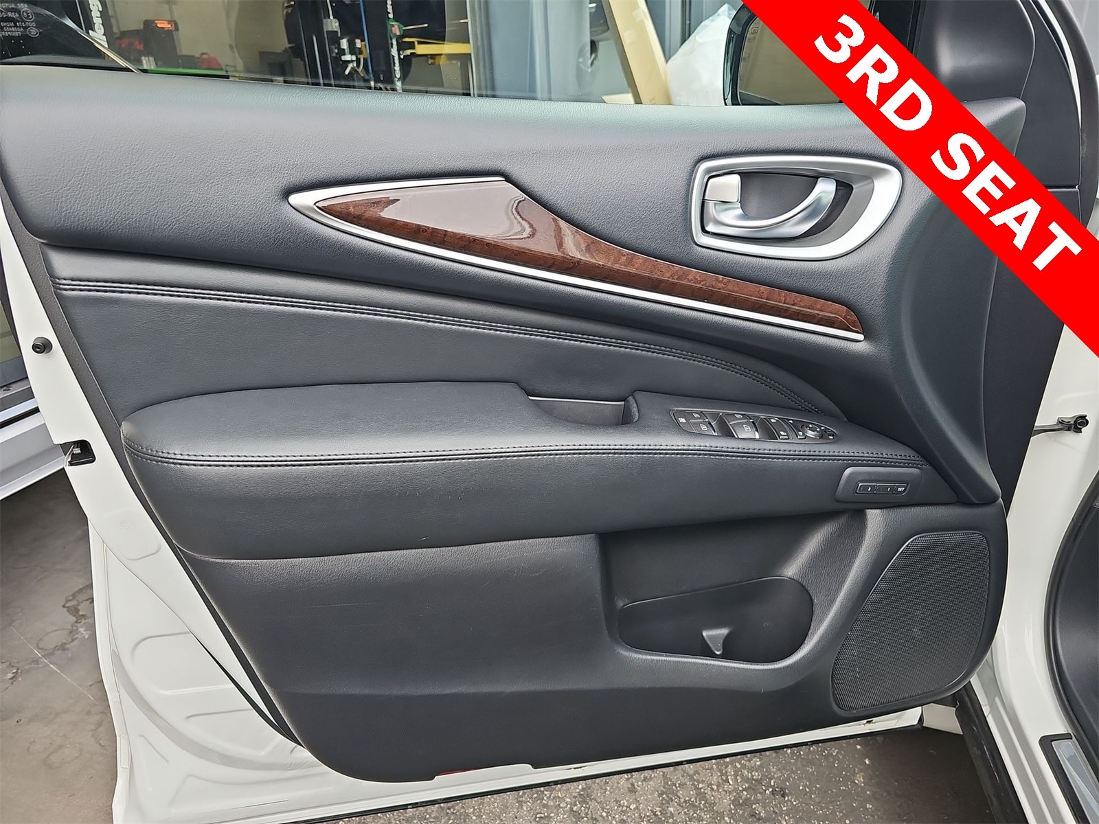 Thumbnail: 2014 INFINITI QX60 - 27