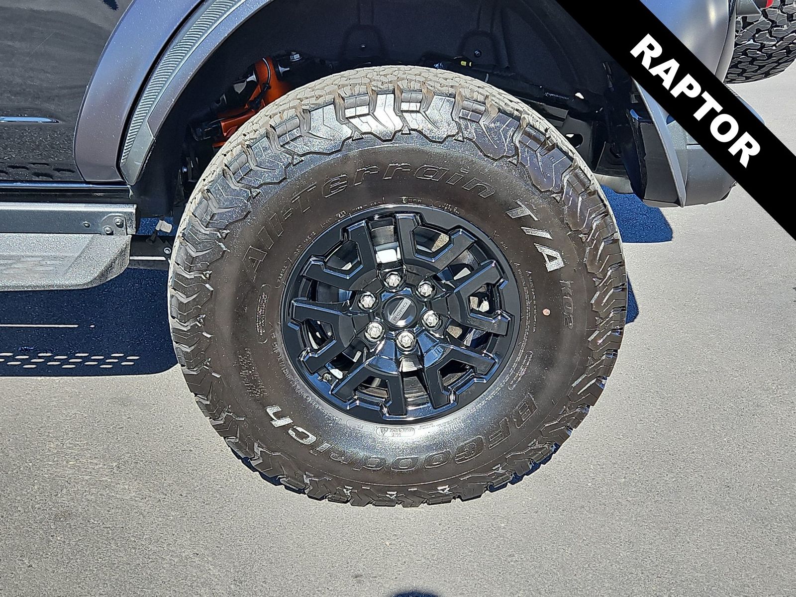 Thumbnail: 2024 Ford Bronco - 12