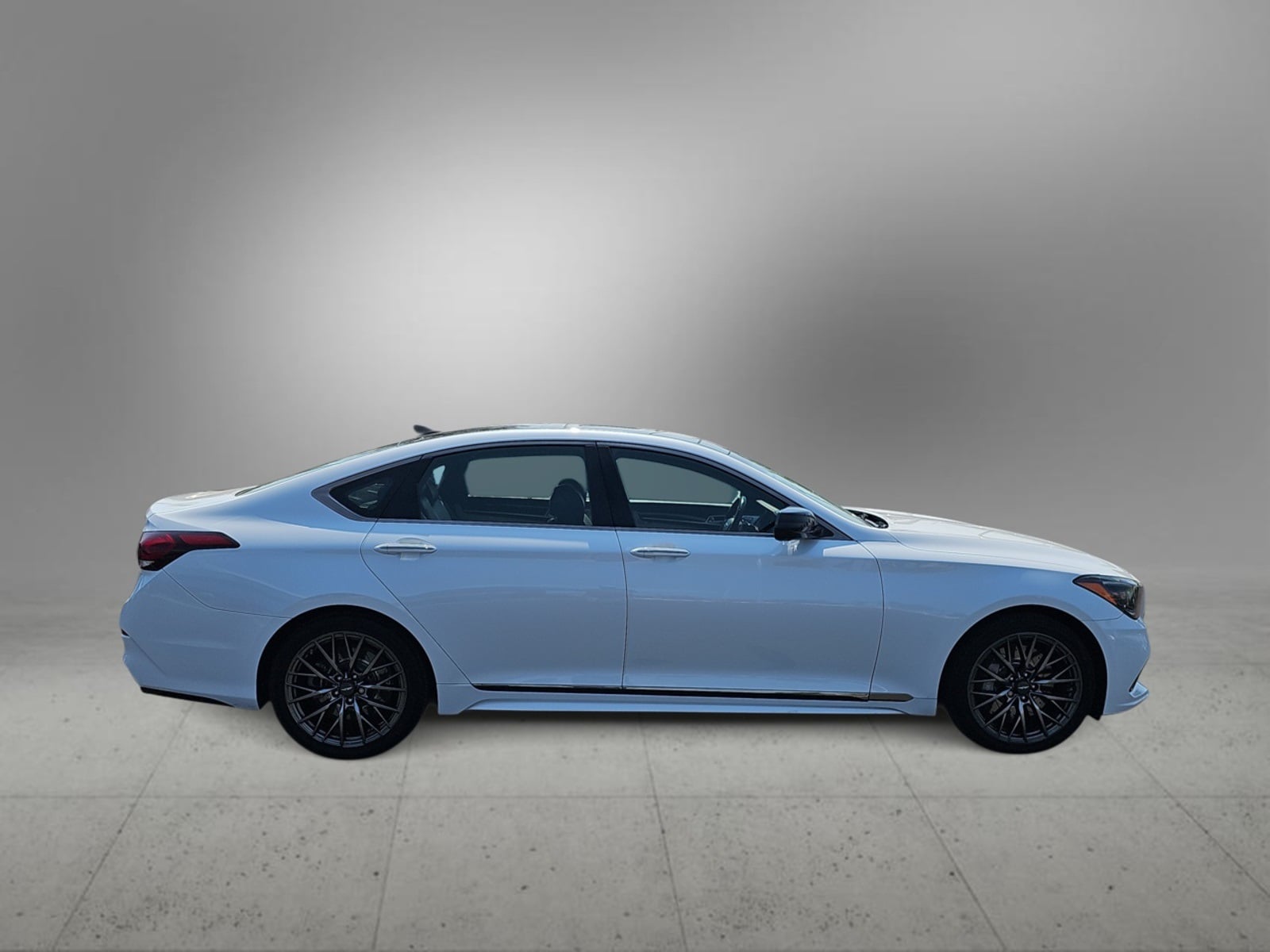 Thumbnail: 2018 Genesis G80 - 10