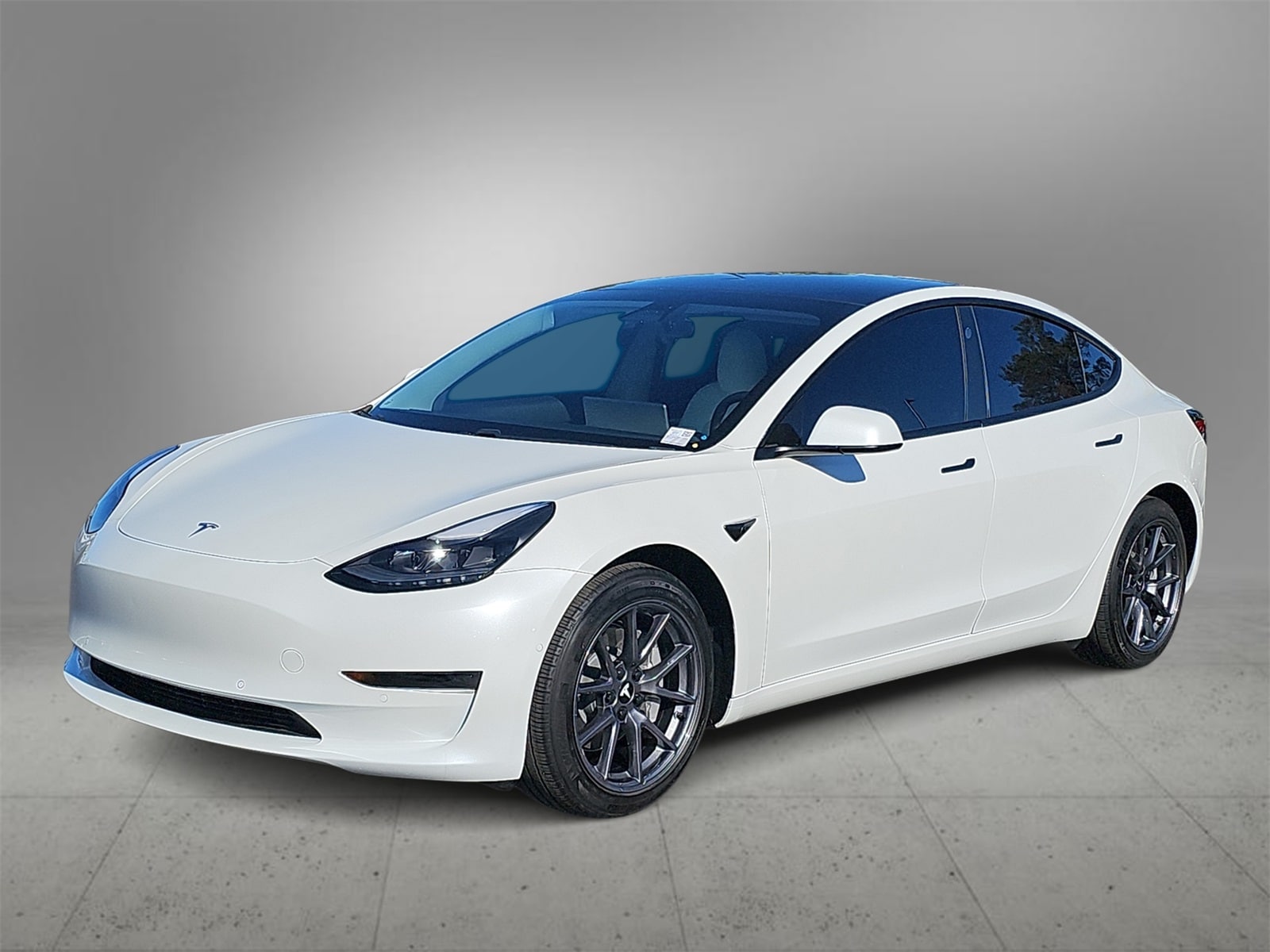 Thumbnail: 2021 Tesla Model 3 - 4
