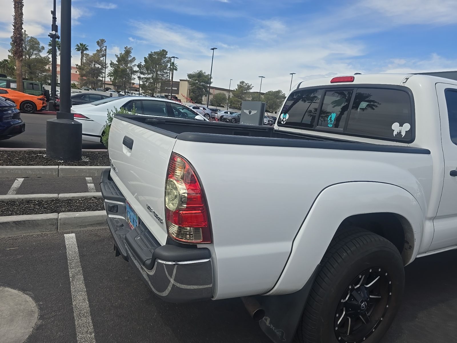 Thumbnail: 2011 Toyota Tacoma - 5