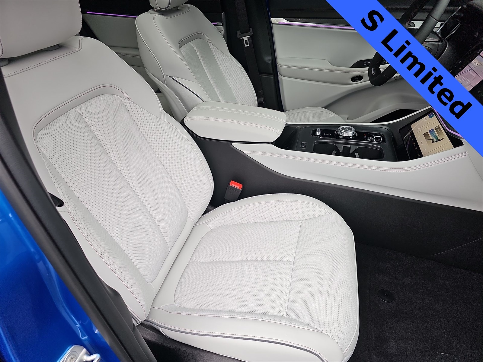 Thumbnail: 2025 Jeep Wagoneer S - 18