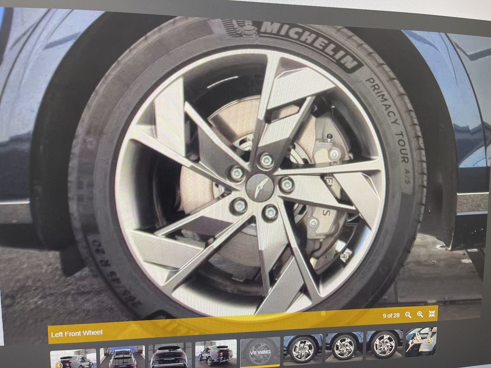 Thumbnail: 2025 Genesis GV70 - 8