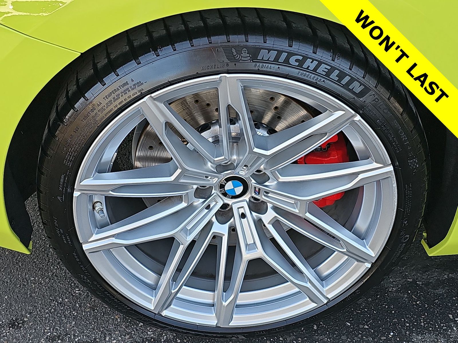 Thumbnail: 2025 BMW M2 - 12