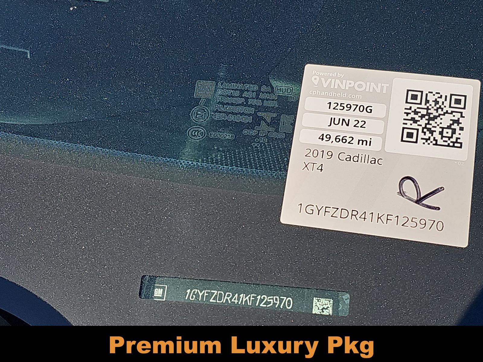 Thumbnail: 2019 Cadillac XT4 - 24