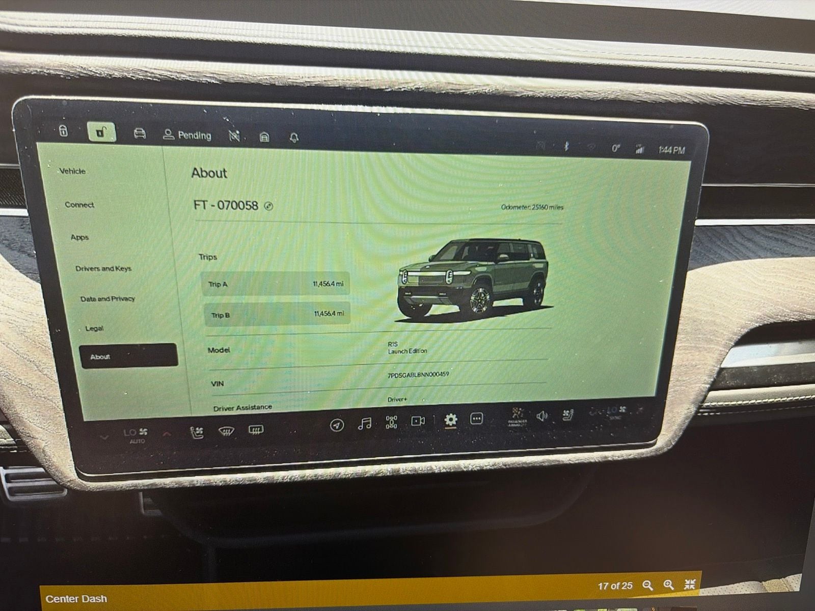 Thumbnail: 2022 Rivian R1S - 12
