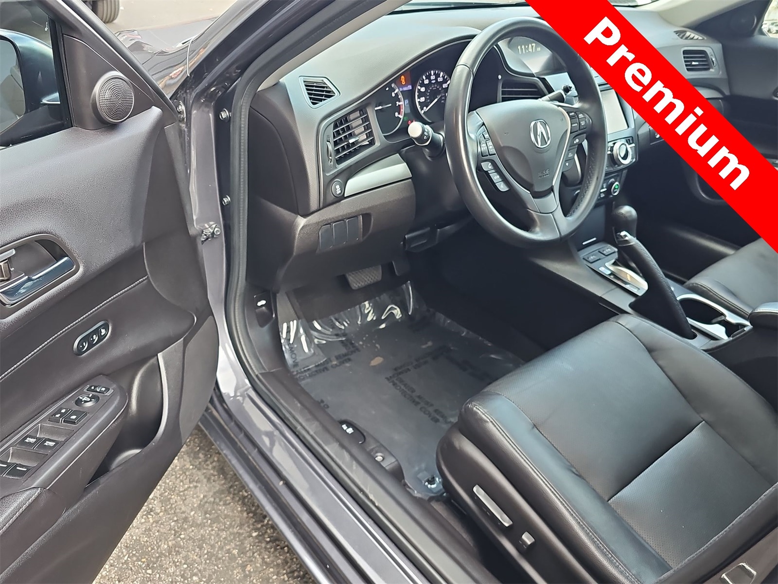 Thumbnail: 2017 Acura ILX - 10