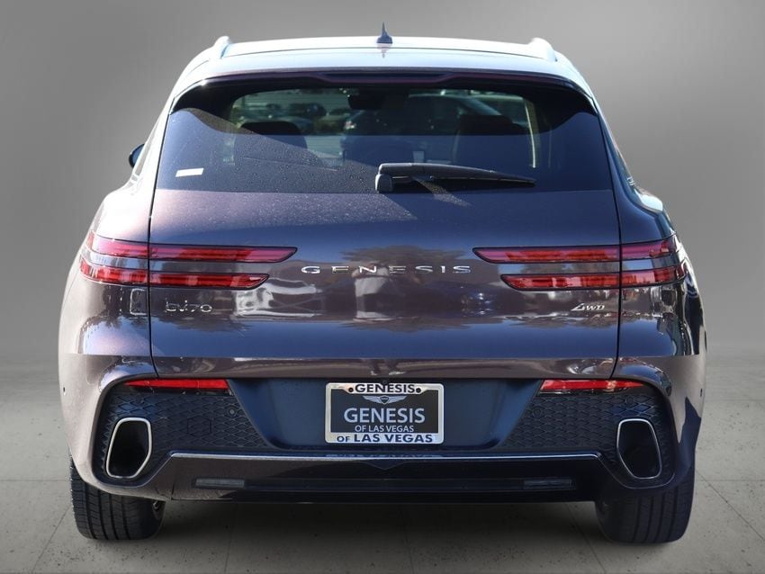 Thumbnail: 2022 Genesis GV70 - 4