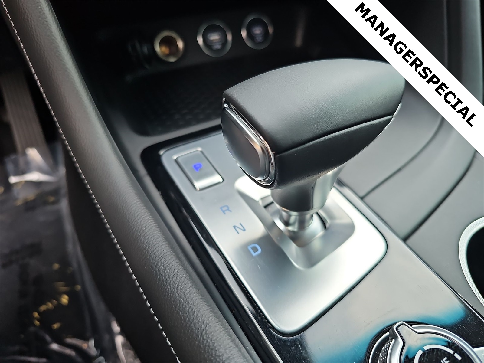 Thumbnail: 2025 Genesis G70 - 21