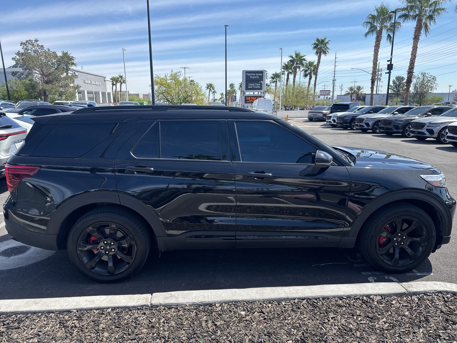 Thumbnail: 2020 Ford Explorer - 9