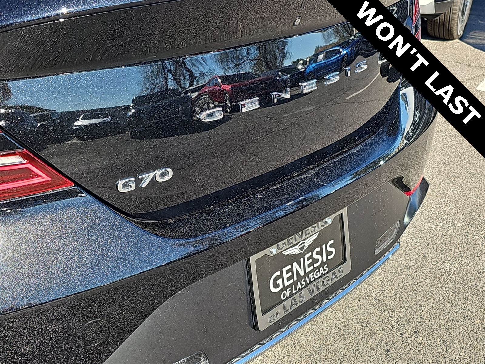 Thumbnail: 2023 Genesis G70 - 11