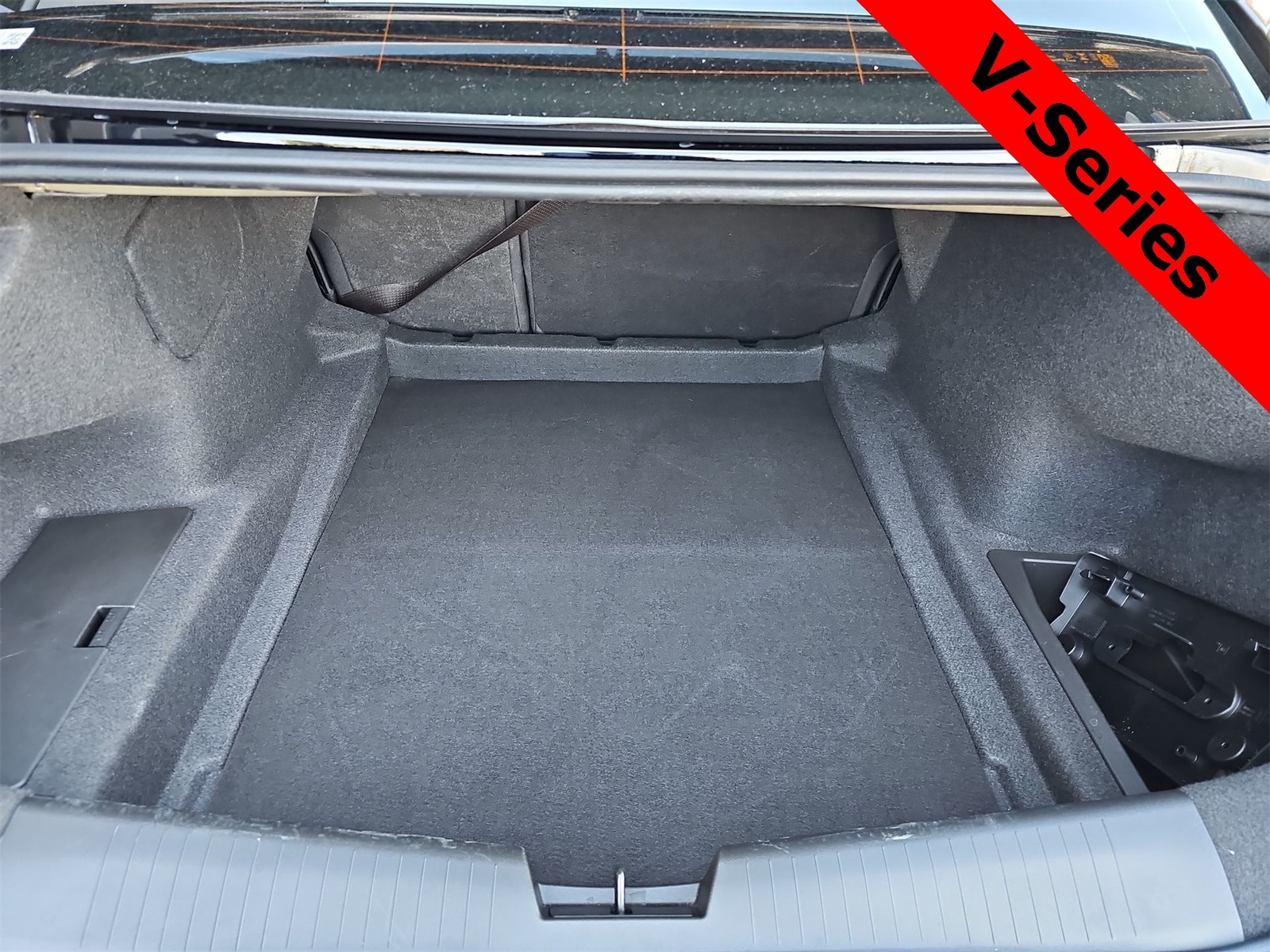 Thumbnail: 2024 Cadillac CT4 - 23