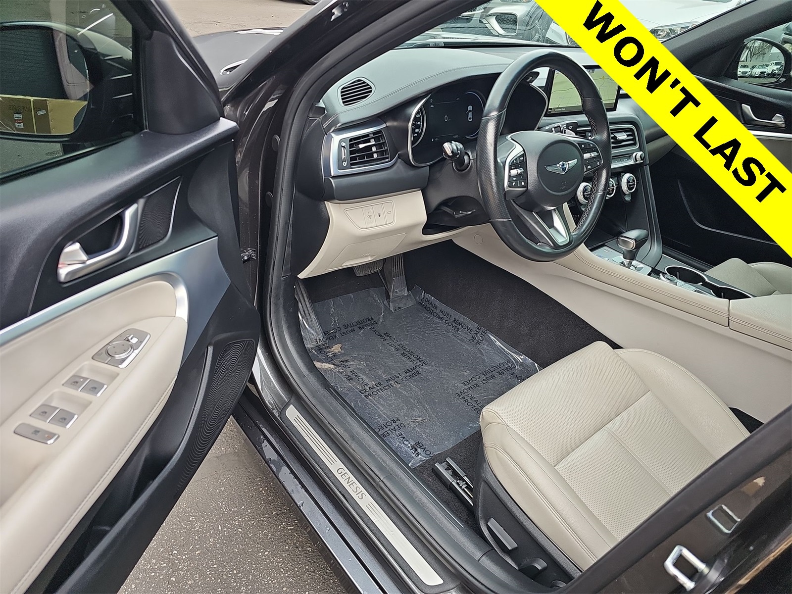 Thumbnail: 2022 Genesis G70 - 10